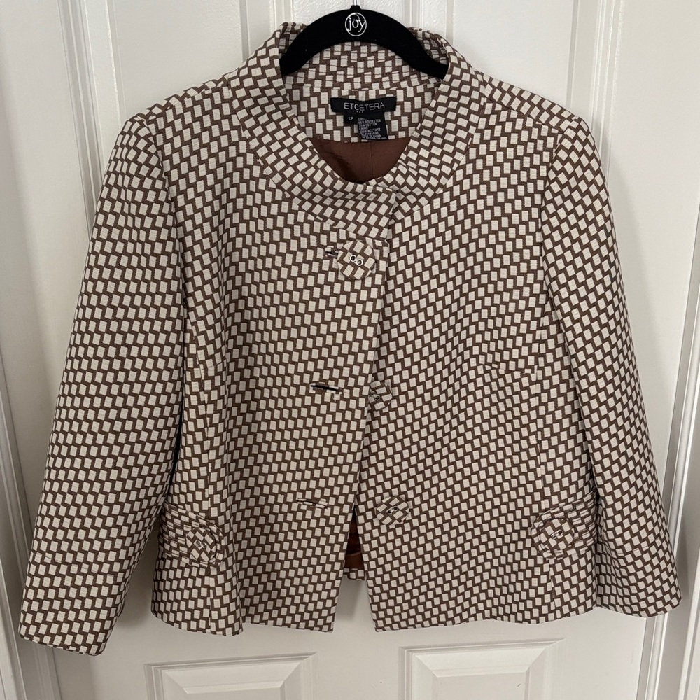 Etcetera Women's Geometric Blazer in Brown and Cream